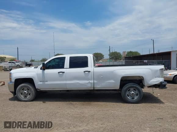 2016 Chevrolet Silverado 2500HD Work Truck с VIN 1GC1KUE88GF163927, выставлен на аукционе IAAI как лот 42251666 с пробегом 160 172 миль миль и . История ставок и продаж доступна на DreamBid. Изображение 13.