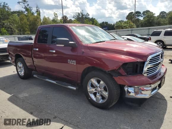 2018 Ram 1500 SLT z VIN 1C6RR6GG9JS123523, wystawiony jako Copart lot #69137905 z przebiegiem 103 980 mil mil oraz Szkoda całkowita • Salvage title. Historia ofert i sprzedaży dostępna na DreamBid. Obrazek 4.