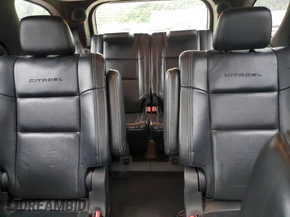 2014 Dodge Durango Citadel z VIN 1C4SDJETXEC489793, wystawiony jako Copart lot #62791535 z przebiegiem 153 049 mil mil oraz Szkoda całkowita • Salvage title. Historia ofert i sprzedaży dostępna na DreamBid. Obrazek 10.