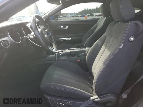 2019 Ford Mustang EcoBoost с VIN 1FA6P8TH6K5197872, выставлен на аукционе Copart как лот 81871605 с пробегом 73 112 миль миль и Списание • Salvage title. История ставок и продаж доступна на DreamBid. Изображение 7.