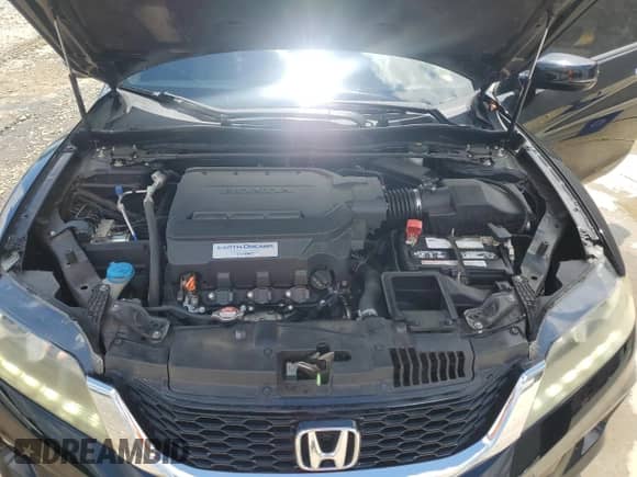 2015 Honda Accord EX-L z VIN 1HGCT2B86FA007302, wystawiony jako Copart lot #68112195 z przebiegiem 92 130 mil mil oraz Szkoda całkowita • Salvage title. Historia ofert i sprzedaży dostępna na DreamBid. Obrazek 11.