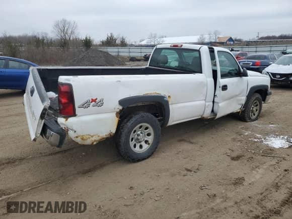 2007 Chevrolet Silverado 1500 Work Truck с VIN 3GCEK14V37G252214, выставлен на аукционе Copart как лот 83228384 с пробегом 162 647 миль миль и Списание • Salvage title. История ставок и продаж доступна на DreamBid. Изображение 3.