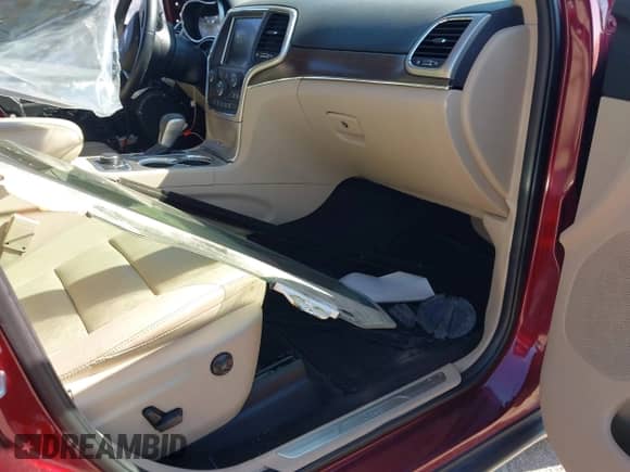 2017 Jeep Grand Cherokee Limited с VIN 1C4RJFBG6HC688954, выставлен на аукционе IAAI как лот 43040769 с пробегом 120 387 миль миль и . История ставок и продаж доступна на DreamBid. Изображение 5.