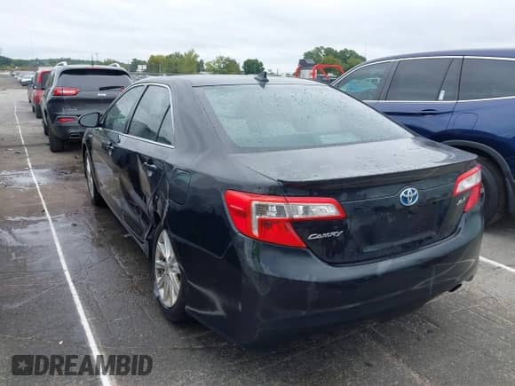 2013 Toyota Camry LE z VIN 4T1BD1FK5DU071300, wystawiony jako IAAI lot #43333370 z przebiegiem 175 536 mil mil oraz . Historia ofert i sprzedaży dostępna na DreamBid. Obrazek 3.