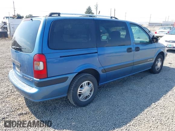 2000 Chevrolet Venture LT 1SD с VIN 1GNDX03E3YD255421, выставлен на аукционе IAAI как лот 43082200 с пробегом 211 858 миль миль и . История ставок и продаж доступна на DreamBid. Изображение 4.