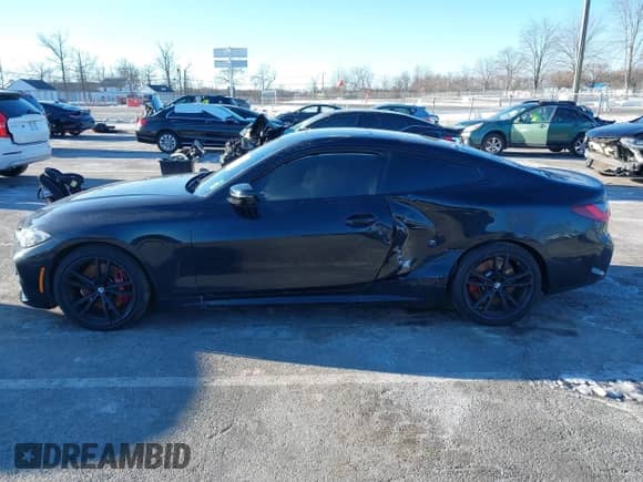 2021 BMW 4 Series M440i xDrive с VIN WBA13AR0XMCF50380, выставлен на аукционе IAAI как лот 41200404 с пробегом 26 102 миль миль и . История ставок и продаж доступна на DreamBid. Изображение 14.