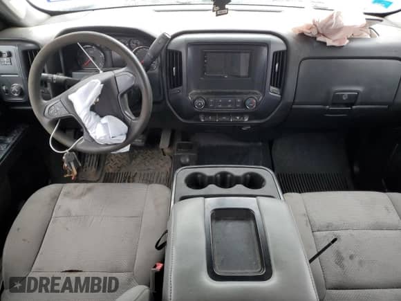 2017 Chevrolet Silverado 2500HD Work Truck z VIN 1GC1KUEY3HF224084, wystawiony jako Copart lot #71694455 z przebiegiem 132 441 mil mil oraz Nie do naprawy • Non repairable. Historia ofert i sprzedaży dostępna na DreamBid. Obrazek 8.