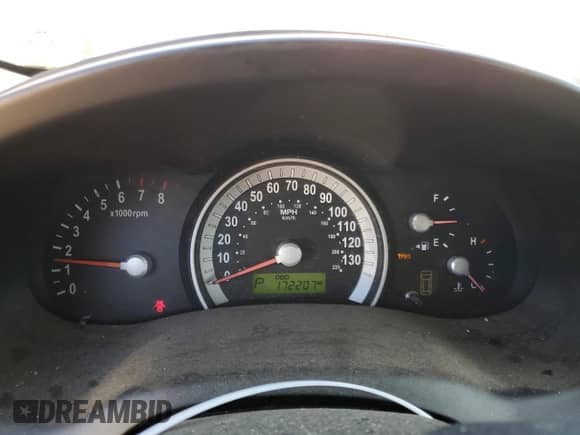 2007 Hyundai Entourage GLS с VIN KNDMC233076029967, выставлен на аукционе Copart как лот 46522455 с пробегом 172 207 миль миль и Списание • Salvage title. История ставок и продаж доступна на DreamBid. Изображение 9.