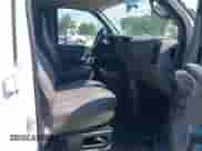 2007 Chevrolet Express Cargo с VIN 1GCFG15X371247860, выставлен на аукционе IAAI как лот 43209852 с пробегом 105 937 миль миль и . История ставок и продаж доступна на DreamBid. Изображение 5.