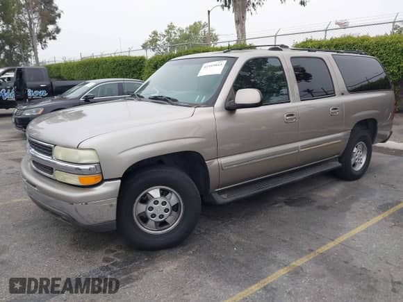 2003 Chevrolet Suburban LS with VIN 3GNEC16T93G214741, listed as a IAAI auction lot 41955843 with 258,038 mi miles and . Bid and sale history available at DreamBid. Image 2.