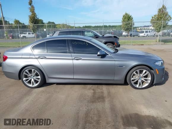 2014 BMW 5 Series 535i xDrive с VIN WBA5B3C5XED530093, выставлен на аукционе IAAI как лот 43134623 с пробегом 66 729 миль миль и . История ставок и продаж доступна на DreamBid. Изображение 13.