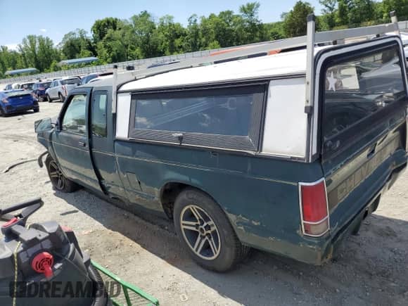 1993 Chevrolet S-10 с VIN 1GCCS19Z6P8179249, выставлен на аукционе Copart как лот 58058835 с пробегом 281 383 миль миль и Списание • Salvage title. История ставок и продаж доступна на DreamBid. Изображение 2.