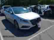 2016 Hyundai Sonata Limited with VIN KMHE34L1XGA017347, listed as a IAAI auction lot 43192771 with 74,523 mi miles and . Bid and sale history available at DreamBid. Image 1.