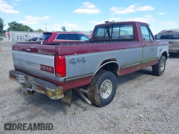 1991 Ford F-150 z VIN 1FTEF14N9MLA45412, wystawiony jako IAAI lot #43394035 z przebiegiem 179 080 mil mil oraz . Historia ofert i sprzedaży dostępna na DreamBid. Obrazek 4.