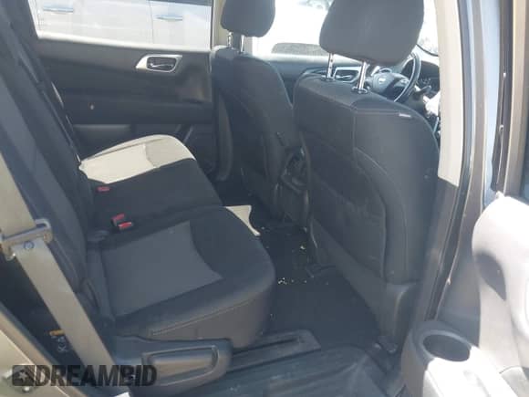 2017 Nissan Pathfinder SL с VIN 5N1DR2MM2HC683907, выставлен на аукционе IAAI как лот 43018420 с пробегом 170 001 миль миль и . История ставок и продаж доступна на DreamBid. Изображение 8.