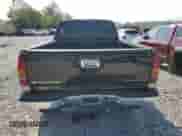2002 Chevrolet Silverado 2500 LS с VIN 1GCGK29U82Z237425, выставлен на аукционе Copart как лот 72561684 с пробегом 176 210 миль миль и Списание • Salvage title. История ставок и продаж доступна на DreamBid. Изображение 6.