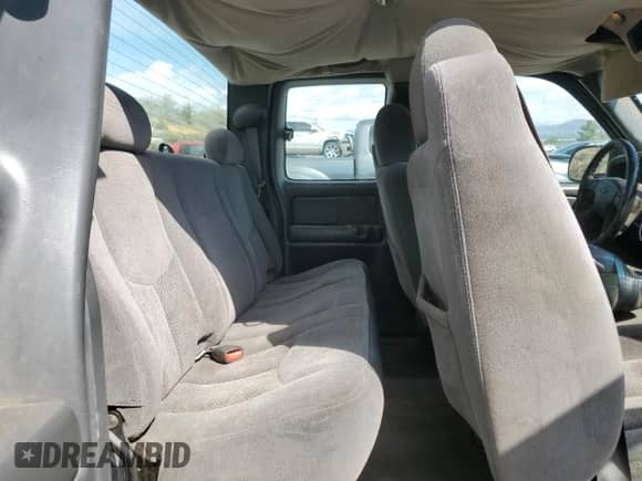 2005 Chevrolet Silverado 1500 LS z VIN 2GCEC19V651163006, wystawiony jako Copart lot #80392805 z przebiegiem 236 881 mil mil oraz Szkoda całkowita • Salvage title. Historia ofert i sprzedaży dostępna na DreamBid. Obrazek 10.