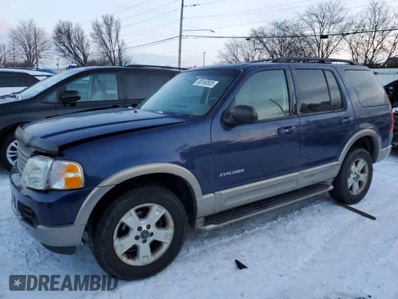 2004 Ford Explorer with VIN 1FMZU84K14UB02472, listed as a Copart auction lot 88169555 with 137,619 mi miles and Salvage title. Bid and sale history available at DreamBid. Image 1.