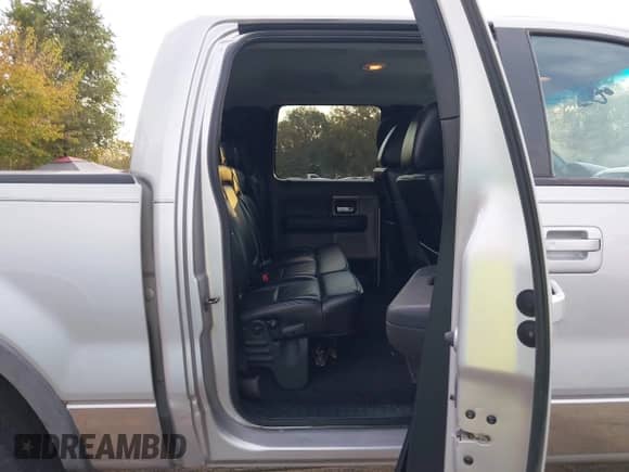 2008 Ford F-150 XLT с VIN 1FTPW14V98KB17116, выставлен на аукционе IAAI как лот 43486324 с пробегом 118 299 миль миль и . История ставок и продаж доступна на DreamBid. Изображение 8.