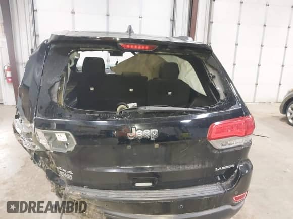 2017 Jeep Grand Cherokee Laredo z VIN 1C4RJFAG2HC625111, wystawiony jako IAAI lot #42044571 z przebiegiem 148 533 mil mil oraz . Historia ofert i sprzedaży dostępna na DreamBid. Obrazek 19.