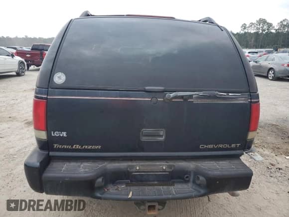 1999 Chevrolet Blazer LS z VIN 1GNCS13W0X2133425, wystawiony jako Copart lot #81930324 z przebiegiem 224 669 mil mil oraz Szkoda całkowita • Salvage title. Historia ofert i sprzedaży dostępna na DreamBid. Obrazek 6.