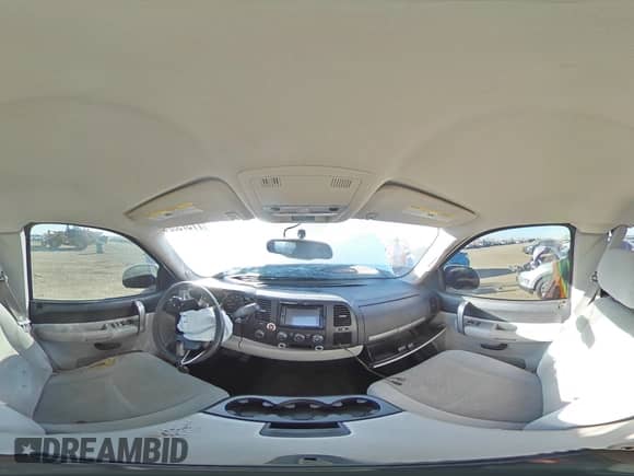 2008 Chevrolet Silverado 1500 1LT с VIN 1GCEK19J68E207542, выставлен на аукционе Copart как лот 83440554 с пробегом Не указан миль и На запчасти • Non repairable. История ставок и продаж доступна на DreamBid. Изображение 13.
