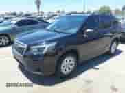 2021 Subaru Forester z VIN JF2SKADC7MH490331, wystawiony jako IAAI lot #42703845 z przebiegiem 24 939 mil mil oraz . Historia ofert i sprzedaży dostępna na DreamBid. Obrazek 2.