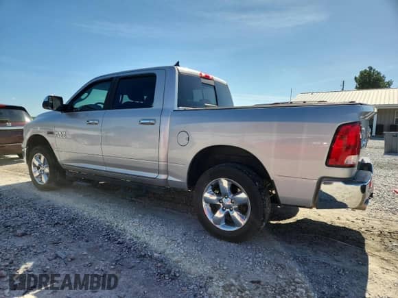 2015 Ram 1500 Lone Star z VIN 1C6RR7LM6FS666126, wystawiony jako Copart lot #61547205 z przebiegiem 158 475 mil mil oraz Szkoda całkowita • Salvage title. Historia ofert i sprzedaży dostępna na DreamBid. Obrazek 2.