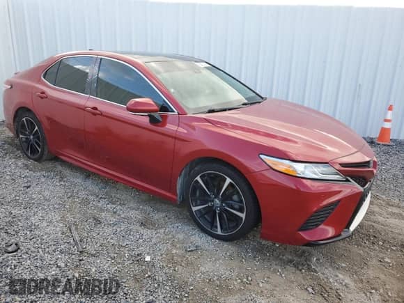 2020 Toyota Camry XSE z VIN 4T1K61AK8LU351714, wystawiony jako Copart lot #81609005 z przebiegiem 283 420 mil mil oraz Czysty tytuł • Clean title. Historia ofert i sprzedaży dostępna na DreamBid. Obrazek 4.