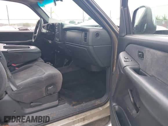 2002 Chevrolet Silverado 1500HD LT с VIN 1GCGK13U02F157489, выставлен на аукционе IAAI как лот 42789384 с пробегом Не указан миль и . История ставок и продаж доступна на DreamBid. Изображение 5.