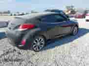 2012 Hyundai Veloster w/Black Int z VIN KMHTC6AD3CU053566, wystawiony jako IAAI lot #43349585 z przebiegiem 137 240 mil mil oraz . Historia ofert i sprzedaży dostępna na DreamBid. Obrazek 4.