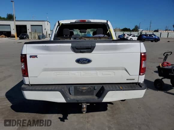 2019 Ford F-150 XL z VIN 1FTEW1CP3KKD55769, wystawiony jako Copart lot #89638715 z przebiegiem 114 318 mil mil oraz Szkoda całkowita • Salvage title. Historia ofert i sprzedaży dostępna na DreamBid. Obrazek 6.