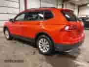 2019 Volkswagen Tiguan S с VIN 3VV0B7AX6KM112995, выставлен на аукционе IAAI как лот 42965560 с пробегом 95 348 миль миль и . История ставок и продаж доступна на DreamBid. Изображение 3.