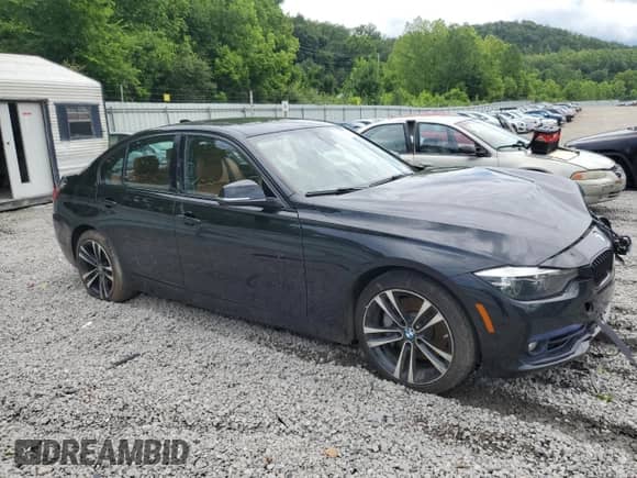 2018 BMW 3 Series 340i xDrive с VIN WBA8B7G59JNU95226, выставлен на аукционе Copart как лот 59841705 с пробегом 83 889 миль миль и Списание • Salvage title. История ставок и продаж доступна на DreamBid. Изображение 4.