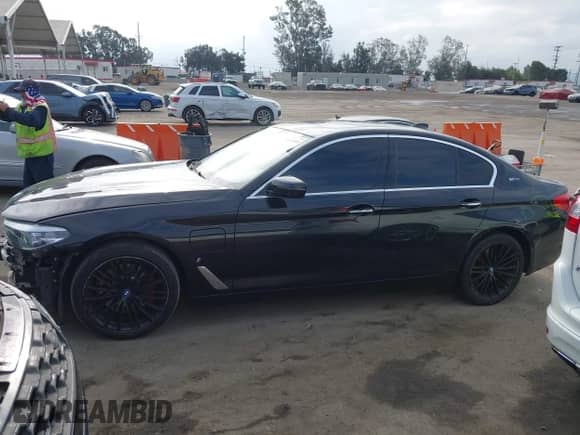 2018 BMW 5 Series 530e with VIN WBAJA9C52JB251893, listed as a IAAI auction lot 42111501 with 106,766 mi miles and . Bid and sale history available at DreamBid. Image 15.