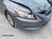 2012 Honda Accord LX z VIN 1HGCP2F36CA222094, wystawiony jako IAAI lot #43467306 z przebiegiem 201 389 mil mil oraz . Historia ofert i sprzedaży dostępna na DreamBid. Obrazek 17.