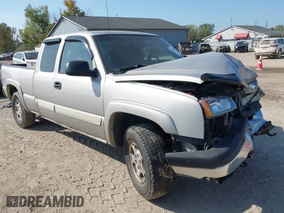2004 Chevrolet Silverado 1500 Z71 with VIN 2GCEK19T041217979, listed as a IAAI auction lot 43245065 with Not provided miles and . Bid and sale history available at DreamBid. Image 1.