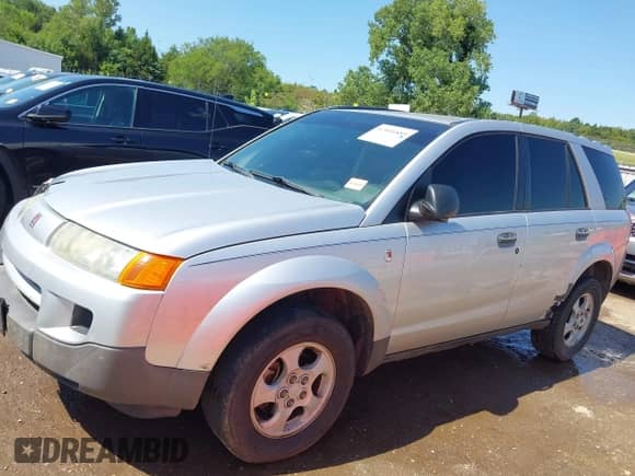 2003 Saturn VUE with VIN 5GZCZ43D13S905766, listed as a IAAI auction lot 42896889 with 129,516 mi miles and . Bid and sale history available at DreamBid. Image 14.