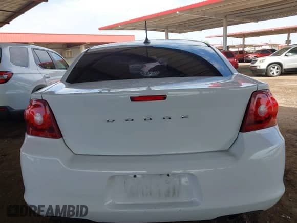 2013 Dodge Avenger SE z VIN 1C3CDZAB7DN535555, wystawiony jako IAAI lot #43055940 z przebiegiem Nie podano mil oraz . Historia ofert i sprzedaży dostępna na DreamBid. Obrazek 17.