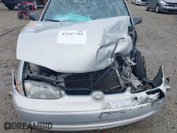 2001 Chevrolet Prizm с VIN 1Y1SK52851Z423703, выставлен на аукционе IAAI как лот 42169702 с пробегом Не указан миль и . История ставок и продаж доступна на DreamBid. Изображение 18.