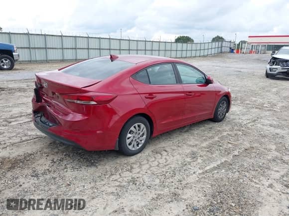 2017 Hyundai Elantra SE z VIN KMHD74LF8HU431349, wystawiony jako IAAI lot #43276751 z przebiegiem 108 717 mil mil oraz . Historia ofert i sprzedaży dostępna na DreamBid. Obrazek 4.