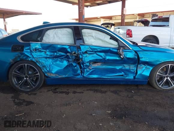 2018 BMW 4 Series 430i with VIN WBA4J1C52JBG80811, listed as a IAAI auction lot 43226177 with 53,253 mi miles and . Bid and sale history available at DreamBid. Image 6.