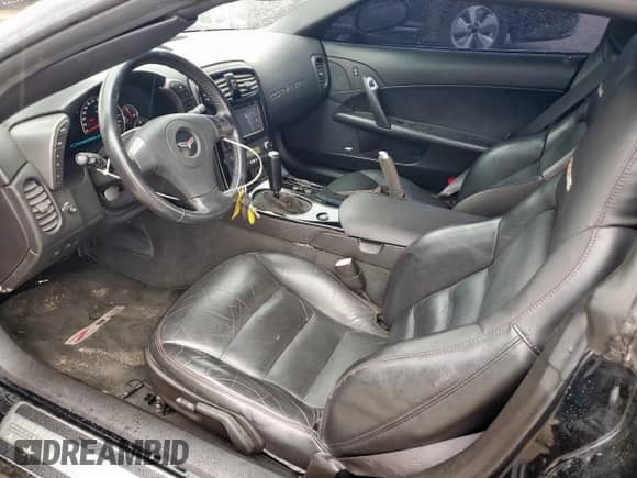 2007 Chevrolet Corvette Z06 с VIN 1G1YY26E375139555, выставлен на аукционе Copart как лот 58022995 с пробегом 51 745 миль миль и Списание • Salvage title. История ставок и продаж доступна на DreamBid. Изображение 8.
