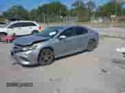 2019 Toyota Camry SE z VIN 4T1B11HK2KU785419, wystawiony jako IAAI lot #43286510 z przebiegiem 165 070 mil mil oraz . Historia ofert i sprzedaży dostępna na DreamBid. Obrazek 2.