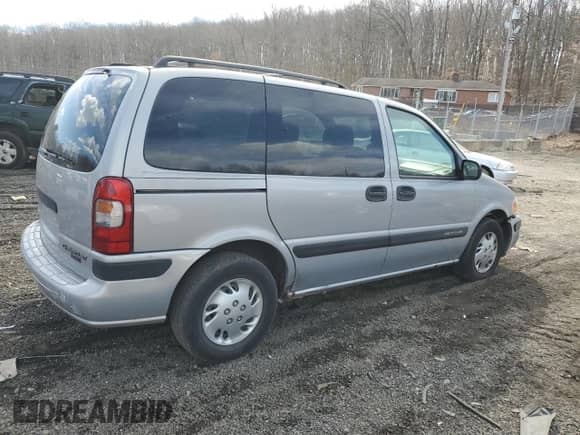 2001 Chevrolet Venture Plus с VIN 1GNDU03E31D143913, выставлен на аукционе Copart как лот 46291035 с пробегом Не указан миль и Списание • Salvage title. История ставок и продаж доступна на DreamBid. Изображение 3.