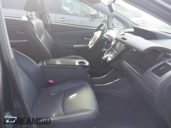 2014 Toyota Prius Two z VIN JTDZN3EU7E3360541, wystawiony jako IAAI lot #42697167 z przebiegiem 181 685 mil mil oraz . Historia ofert i sprzedaży dostępna na DreamBid. Obrazek 5.