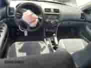 2005 Honda Accord LX с VIN 1HGCM55425A013247, выставлен на аукционе Copart как лот 64268485 с пробегом 336 008 миль миль и На запчасти • Non repairable. История ставок и продаж доступна на DreamBid. Изображение 8.