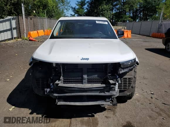 2023 Jeep Grand Cherokee with VIN 1C4RJYB68PC624075, listed as a Copart auction lot 66038905 with 49,274 mi miles and Salvage title. Bid and sale history available at DreamBid. Image 5.