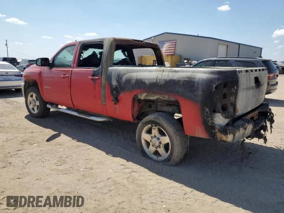 2011 Chevrolet Silverado 2500HD LTZ z VIN 1GC1KYC84BF259895, wystawiony jako Copart lot #71595464 z przebiegiem Nie podano mil oraz Nie do naprawy • Non repairable. Historia ofert i sprzedaży dostępna na DreamBid. Obrazek 2.