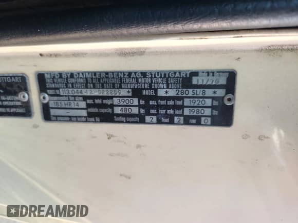 1971 Mercedes-Benz SL z VIN 11304412022259, wystawiony jako Copart lot #67759675 z przebiegiem 21 477 mil mil oraz Szkoda całkowita • Salvage title. Historia ofert i sprzedaży dostępna na DreamBid. Obrazek 12.